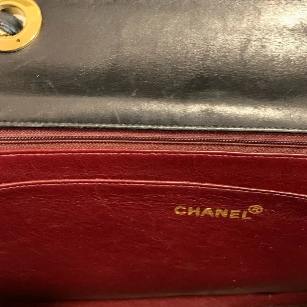 Classic Large Black Quilted Chanel Flap Bag - Picture 15 of 16